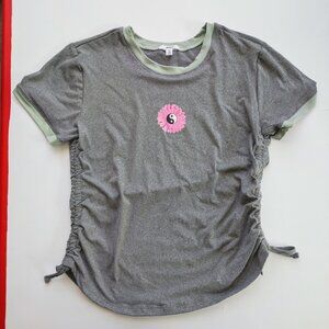 Ardene Jing-Jang flower design short sleeve Tee grey turquoise collar girl XL